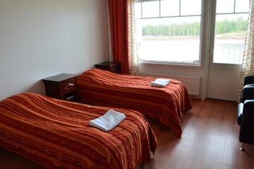 Фото номера Трехместный номер Отель Hotel Reima Country Center г. Jämijärvi 8