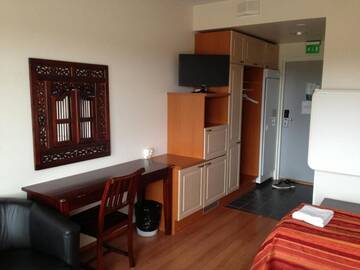 Фото номера Трехместный номер Отель Hotel Reima Country Center г. Jämijärvi 13